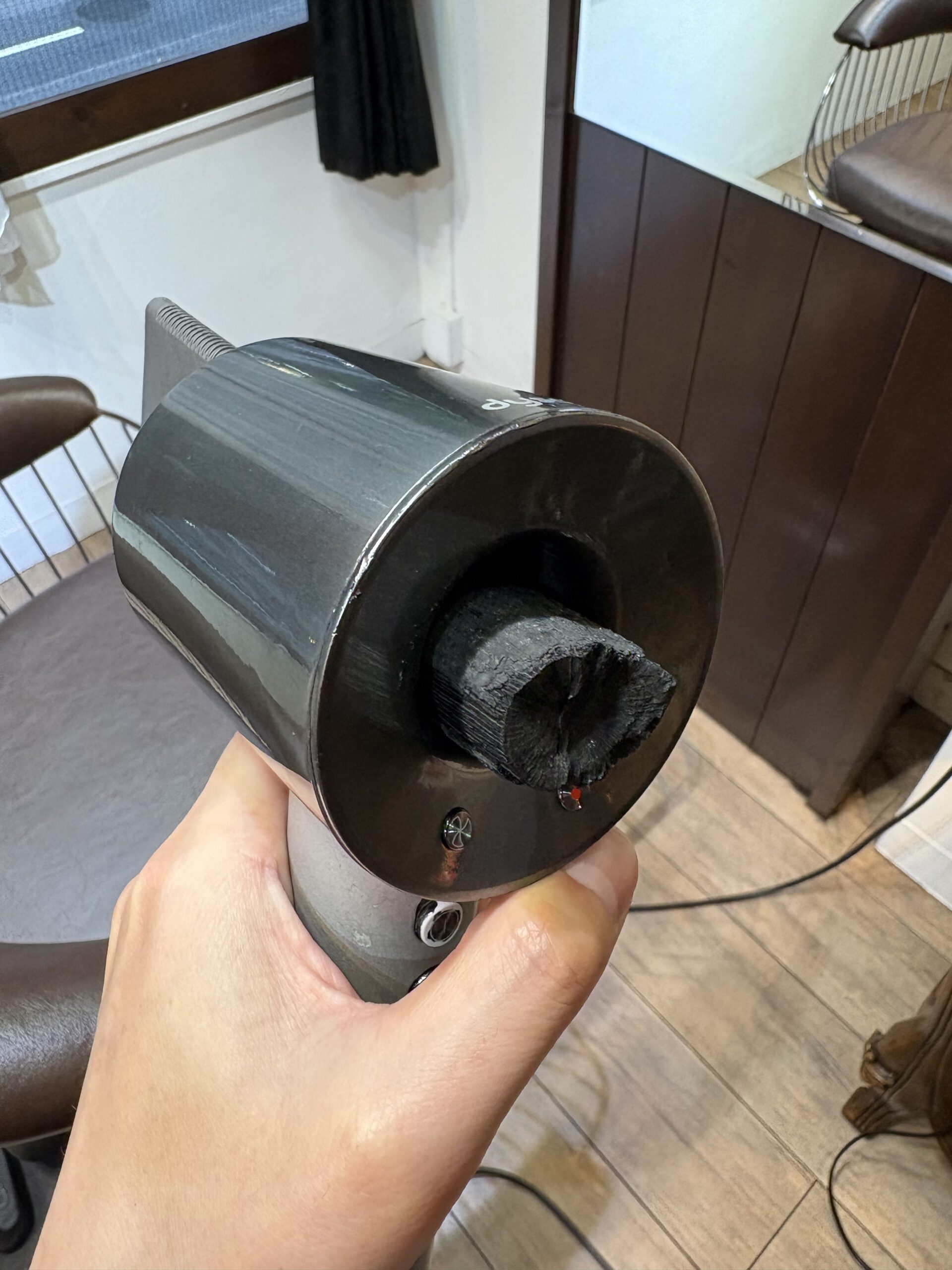 ドライヤー電磁波